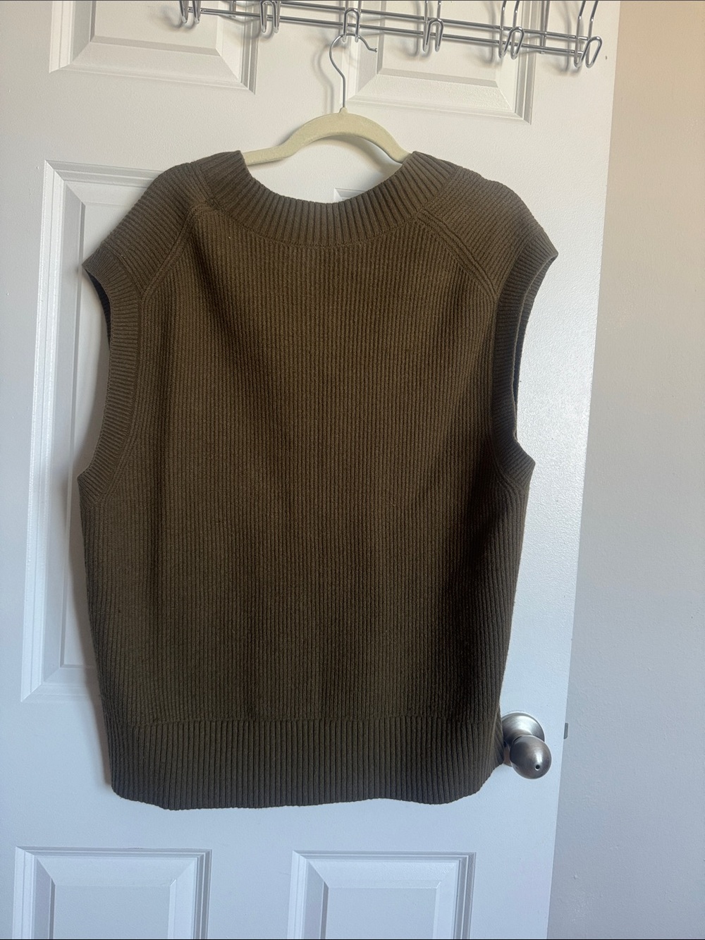 Banana Republic Olive Green V-Neck Knit Sweater Vest - Picture 3 of 3